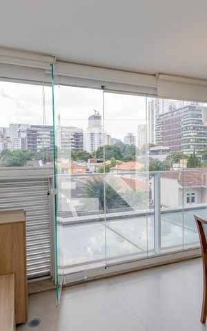Apartamento à venda com 42m², 1 quarto e 1 vaga Apartamento à venda com 42m², 1 quarto e 1 vagaVaranda