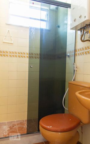 Apartamento à venda com 51m², 2 quartos e 1 vaga Apartamento à venda com 51m², 2 quartos e 1 vagaBanheiro