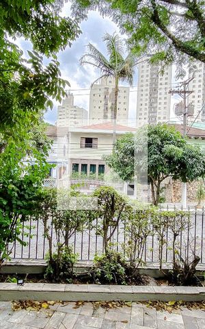 Casa à venda com 400m², 5 quartos e 4 vagasVista do Quarto 1