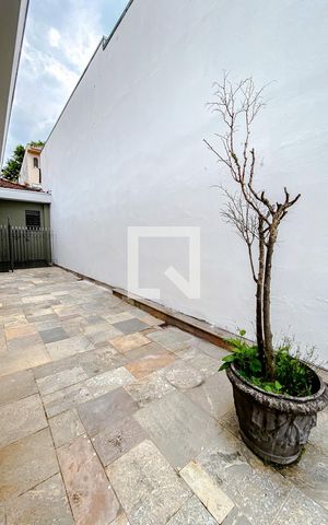 Casa à venda com 400m², 5 quartos e 4 vagasQuintal