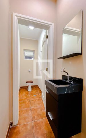 Casa à venda com 400m², 5 quartos e 4 vagasLavabo