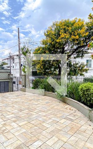 Casa à venda com 400m², 5 quartos e 4 vagasGaragem