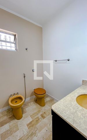 Casa à venda com 400m², 5 quartos e 4 vagasBanheiro