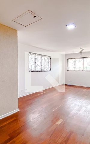 Casa à venda com 400m², 5 quartos e 4 vagasQuarto (Casa 2)