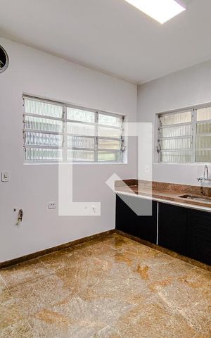 Casa à venda com 400m², 5 quartos e 4 vagasCozinha