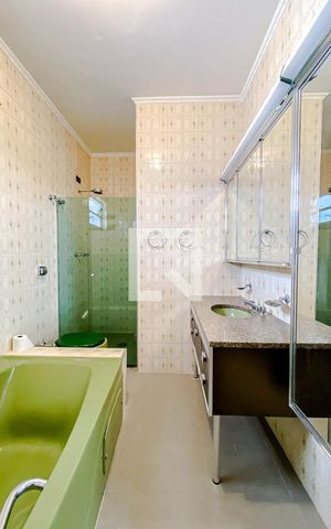 Casa à venda com 400m², 5 quartos e 4 vagasBanheiro da Suíte