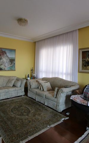 Apartamento à venda com 228m², 4 quartos e 4 vagassala