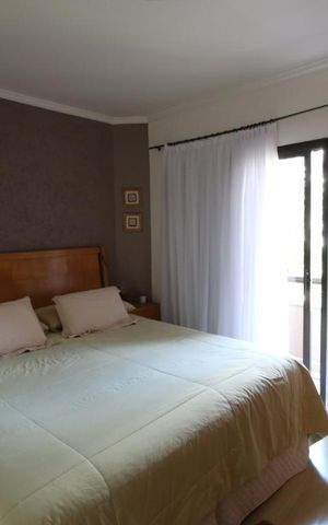 Apartamento à venda com 228m², 4 quartos e 4 vagassuite 4