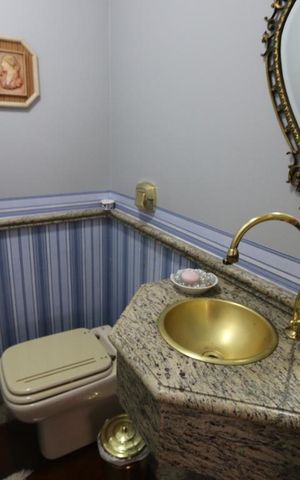 Apartamento à venda com 228m², 4 quartos e 4 vagaslavabo