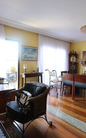 Apartamento à venda com 228m², 4 quartos e 4 vagassala