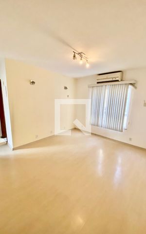 Apartamento à venda com 47m², 1 quarto e 1 vagaSala