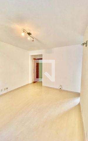 Apartamento à venda com 47m², 1 quarto e 1 vagaSala