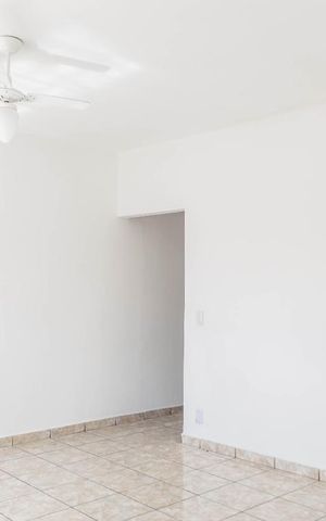Casa para alugar com 80m², 2 quartos e sem vaga Casa para alugar com 80m², 2 quartos e sem vagaSala