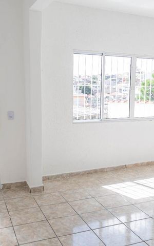 Casa para alugar com 80m², 2 quartos e sem vaga Casa para alugar com 80m², 2 quartos e sem vagaSala
