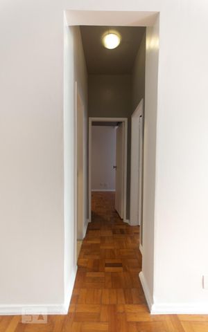 Apartamento para alugar com 80m², 2 quartos e sem vagaCorredor