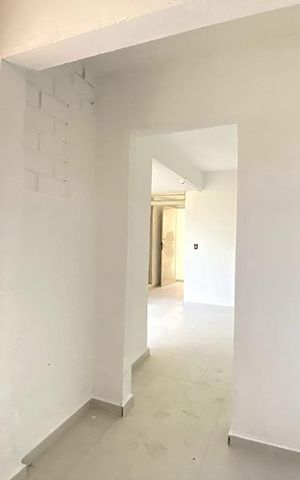 Casa à venda com 134m², 3 quartos e 1 vagaLavanderia