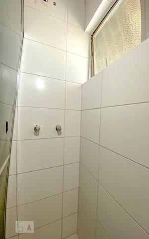 Casa à venda com 134m², 3 quartos e 1 vagaBanheiro 2