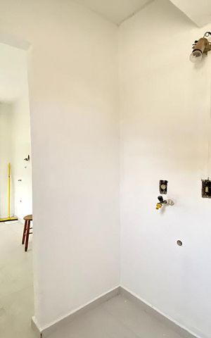 Casa à venda com 134m², 3 quartos e 1 vagaLavanderia