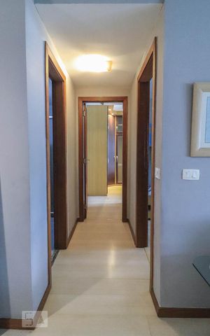 Apartamento para alugar com 88m², 2 quartos e 1 vaga Apartamento para alugar com 88m², 2 quartos e 1 vagaCorredor
