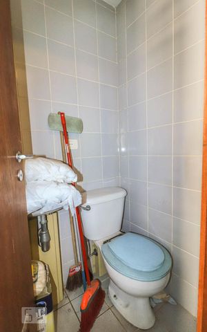 Apartamento para alugar com 88m², 2 quartos e 1 vaga Apartamento para alugar com 88m², 2 quartos e 1 vagaBanheiro de Serviço
