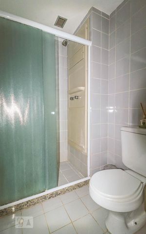 Apartamento para alugar com 88m², 2 quartos e 1 vaga Apartamento para alugar com 88m², 2 quartos e 1 vagaBanheiro do Quarto 2 - Suíte
