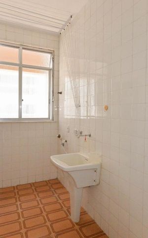 Apartamento à venda com 127m², 3 quartos e 2 vagas Apartamento à venda com 127m², 3 quartos e 2 vagasÁrea de Serviço