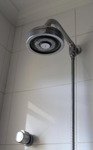 Casa de condomínio à venda com 69m², 2 quartos e 1 vagaBanheiro