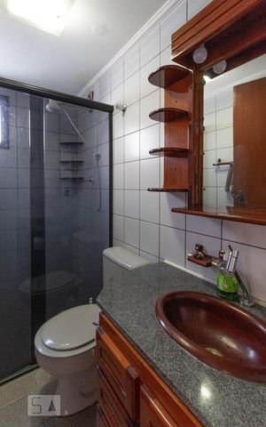 Apartamento à venda com 50m², 2 quartos e 1 vaga Apartamento à venda com 50m², 2 quartos e 1 vagaBanheiro