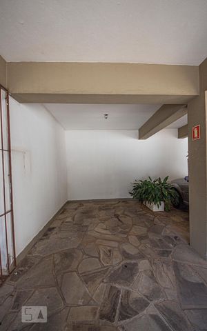 Apartamento à venda com 80m², 2 quartos e 1 vagaBox