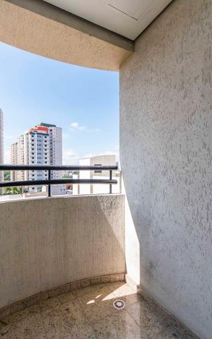 Studio à venda com 50m², 1 quarto e 1 vaga Studio à venda com 50m², 1 quarto e 1 vagaVaranda