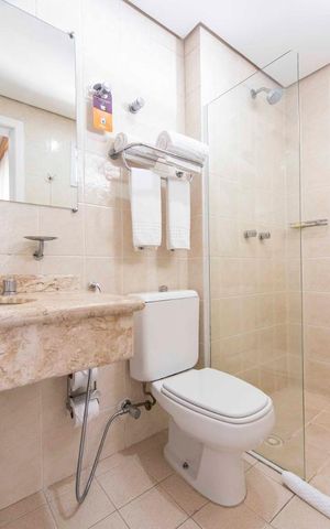 Studio à venda com 50m², 1 quarto e 1 vaga Studio à venda com 50m², 1 quarto e 1 vagaBanheiro