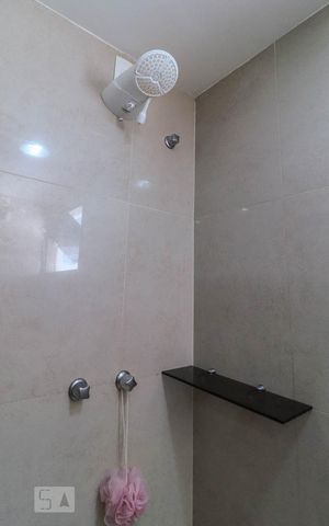 Casa à venda com 290m², 4 quartos e 2 vagas Casa à venda com 290m², 4 quartos e 2 vagasBanheiro Quarto 2 - Suíte