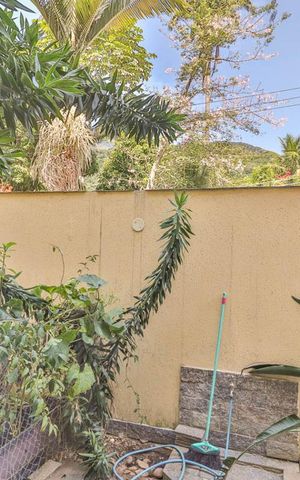 Casa à venda com 290m², 4 quartos e 2 vagas Casa à venda com 290m², 4 quartos e 2 vagasVista Cozinha