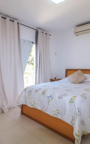 Casa à venda com 290m², 4 quartos e 2 vagas Casa à venda com 290m², 4 quartos e 2 vagasQuarto 2 - Suíte