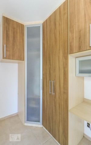 Casa à venda com 290m², 4 quartos e 2 vagas Casa à venda com 290m², 4 quartos e 2 vagasQuarto 3