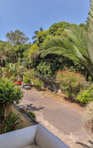Casa à venda com 290m², 4 quartos e 2 vagas Casa à venda com 290m², 4 quartos e 2 vagasVista Varanda Quarto 3 e Quarto 4
