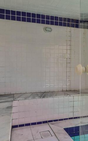 Casa à venda com 290m², 4 quartos e 2 vagas Casa à venda com 290m², 4 quartos e 2 vagasSauna
