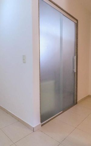 Casa à venda com 290m², 4 quartos e 2 vagas Casa à venda com 290m², 4 quartos e 2 vagasQuarto 2 - Suíte