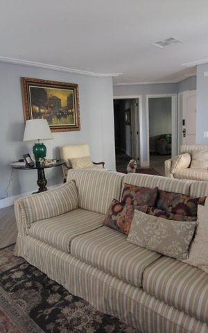 Apartamento à venda com 216m², 4 quartos e 3 vagasSala