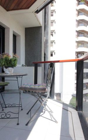 Apartamento à venda com 216m², 4 quartos e 3 vagasVaranda da Sala