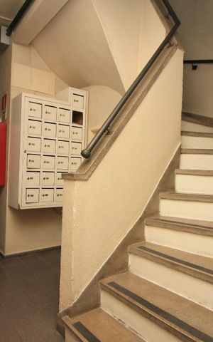 Apartamento à venda com 53m², 1 quarto e sem vagaEscada