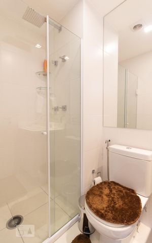 Apartamento à venda com 58m², 2 quartos e 1 vagaBanheiro 