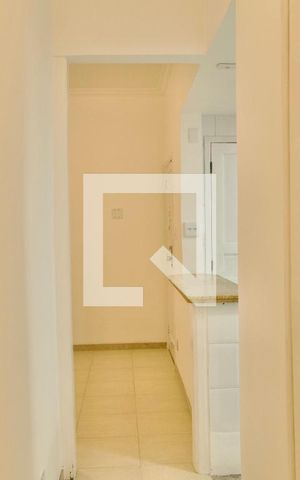Apartamento para alugar com 55m², 2 quartos e sem vaga Apartamento para alugar com 55m², 2 quartos e sem vagaCorredor