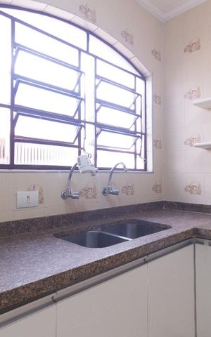 Casa à venda com 187m², 3 quartos e 2 vagasCozinha