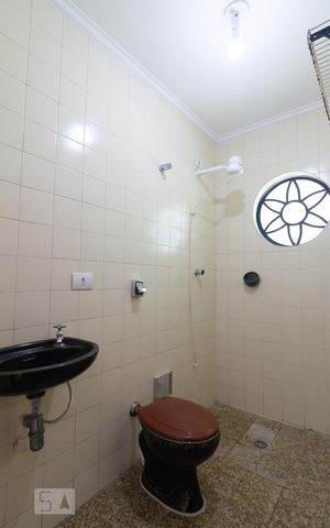 Casa à venda com 187m², 3 quartos e 2 vagasBanheiro do Quarto Suíte