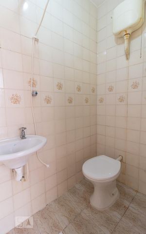 Casa à venda com 187m², 3 quartos e 2 vagasBanheiro de Serviço 1
