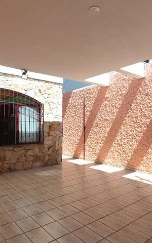 Casa à venda com 187m², 3 quartos e 2 vagasGaragem