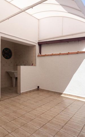 Casa à venda com 187m², 3 quartos e 2 vagasQuintal