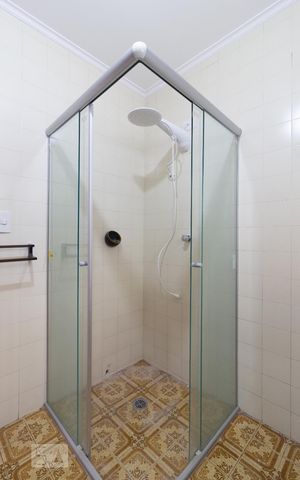 Casa à venda com 187m², 3 quartos e 2 vagasBanheiro