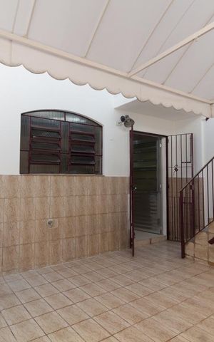 Casa à venda com 187m², 3 quartos e 2 vagasQuintal